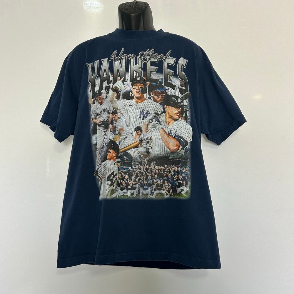 New York Yankees MLB Legends Heavyweight Double-Sided Graphic T-Shirt Large